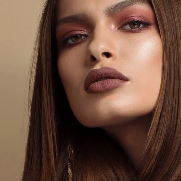 IL MAKIAGE | COLOR BOSS SQUAD EYESHADOW - Picture 4 of 9